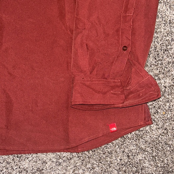 Men's The North Face Maroon Button-Down Shirt XXL Pockets Hike Light - Picture 3 of 12